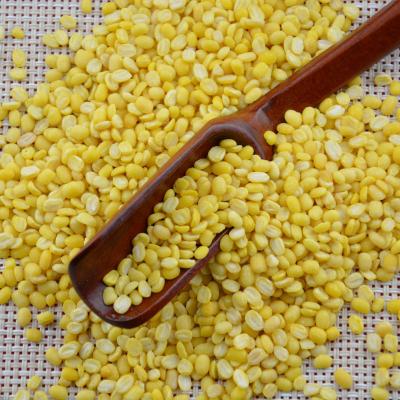 China Peel rate: 95.6%; hydra rate: lower than 13.5%; Wholesale Peeled Bean Green Mung Beans Without Skin Moong Dal Protein Powder for sale