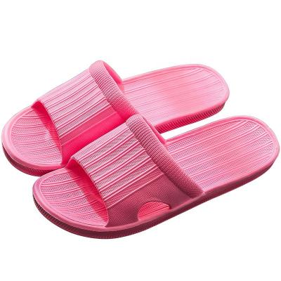 China Damping 2022 Summer Home Indoor Slippers Soft Bottom Women's Bath Sandals Thick Bottom Men's Summer Non-slip Home Bathroom Slippers for sale