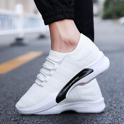 China 2022 Fashion Trend Breathable New Arrive Men's Running Shoes Fashion Casual Shoes Men's Sports Sneakers for sale