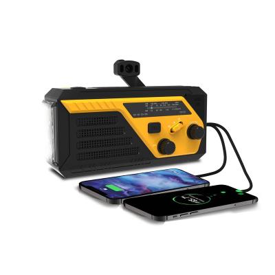 China Top Quality Fospower PORTABLE QC 3.0 Quick Charger Emergency Hand Crank Torch Radio for sale