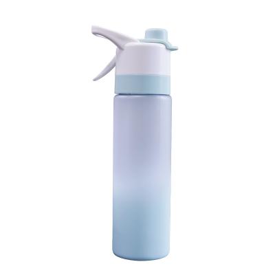 China Clear 700ml Sustainable Plastic Spray Drinking Bottle With Spout BPA Free Bottles for sale