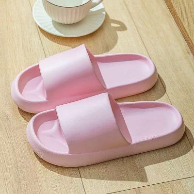 China 2022 Fashion Trend Luxury Women's Designer Slippers Thick Bottom Slide Slippers For Women for sale