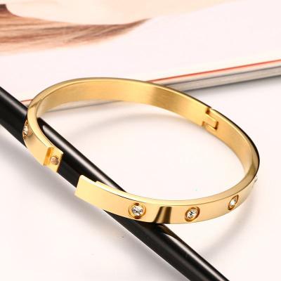 China Hotselling Fashion Women's C-open Stainless Steel Women's Diamond Bangle Bracelet Charm Bracelets & Bangles for sale