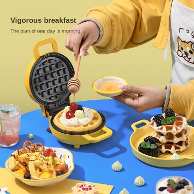 China Hotel Mini Portable Cute Breakfast Machine Waffle Maker Sandwich Machine for sale