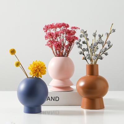 China Simple Hot Sale Home Accessories Decorations Amazon Decor Items Minimalist Flower Vases Quality Flower Vases for sale