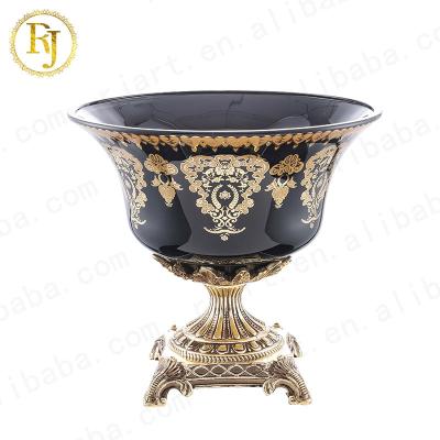 China Uzbekistan Sustainable Kazak European Idishlar Fruit Dish Decorative Glass Pattern Golden Chinni Posuda Dish Dining Dishes Set Tableware for sale