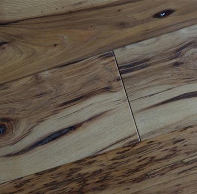 China Contemporary Rustic Engineered Hickory Wood Flooring Hard Wax Oil Surface Finish for sale