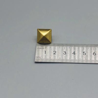 China Decorative Shoe Studs Accessories Pyramid Studs Nickel Free For Bags Rivets For Leather for sale