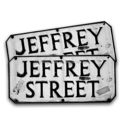 China Wholesale Decoration Custom 3D Embossed Edges Decor Vintage Metal Aluminum Tin Street Road Traffic Sign Flat Bent Board Retro for sale