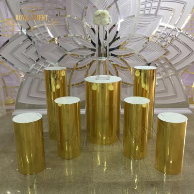 China Wholesale wedding event /party display racks round stand pedestal wedding decoration acrylic pedestals for sale