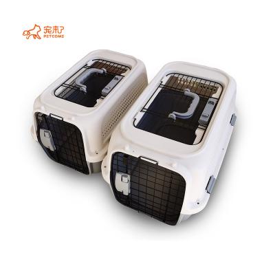 China PETCOME Manufacturer Cheap Portable Transporting Breathable Pet Cat Cage Dog Carriers for sale