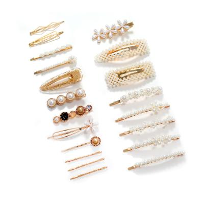 China Fashion Fashion Hair Accessories Beads and Acrylic Resin Hair Clip Gold Elegant Hair Barrette for sale