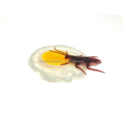 China Plastic Fine Design Tricks EN71 BSCI Cute Novelty Jokes Gag Gift Egg with Cockroach Toys Hobbies for sale