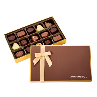 China Recyclable Hot Sale 2022 Free Sample Christmas Chocolate Gift Box Set Packaging Gift Box for sale