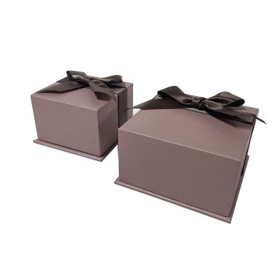 China 2022 New Portable Popular Leatherette Paper Jewelry Gift Box Popular Paper Luxury Jewelry Box for sale