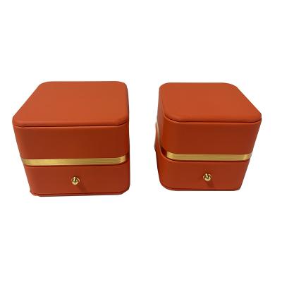 China Sales Custom Leatherette Luxury Paper Jewelry Box China Supplier Luxury Paper Jewelry Box for sale