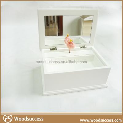 China Handmade high quality wooden music box with the ballerina dancing on it when opened, a multifunctional musical jewelry box for sale