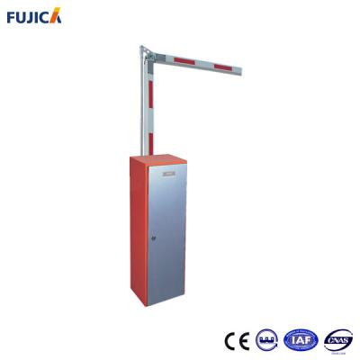 China Automatic Folding Boom Barrier Gates 5 Million Operating Times With Aluminum Alloy Arm for sale