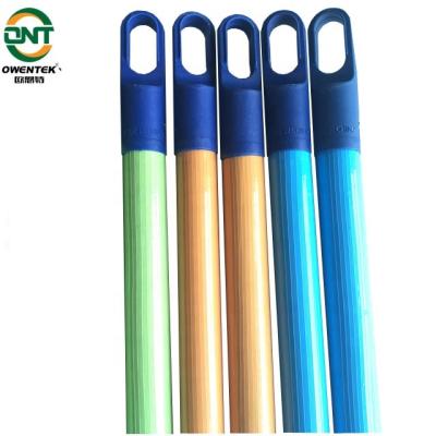 China Smooth 2019 new product home use pvc wooden broom handle stick/wooden broom handle stick in china for sale