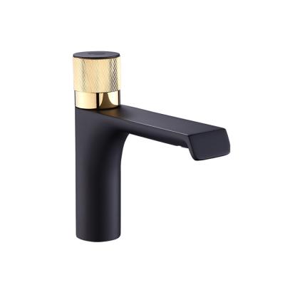 China Professional Sense Faucets Bathroom Faucet Automatic Motion With Sensor Black Smart Touchless Basin Faucet Waterfall Sense Faucet for sale