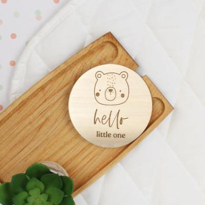 China Nautical High Quality Handcrafted Newborn Baby Announcement Sign Solice Wooden Milestone Cards for sale