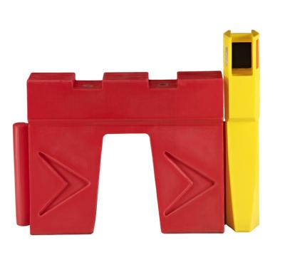 China Road Traffic Safety LLDPE Material Molding Traffic Road Safety Plastic Water Flood Barrier for sale