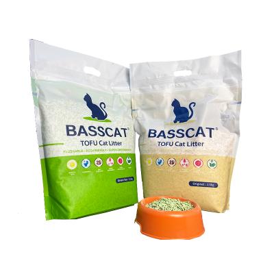 China Viable Sale Low Price Cat Litter Quickly Absorbs Water And Clumps 2mm Tofu Flushable Cat Litter for sale