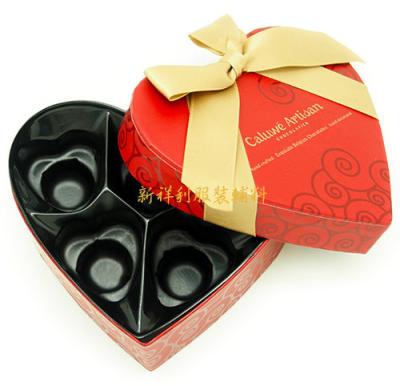 China Heart Shaped Colored Cardboard Gift Boxes With Magnetic Closure And Ribbon for sale