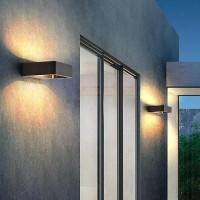 China Best selling garden outside wall light ip65 rainproof modern design 7w led outdoor wall light for sale