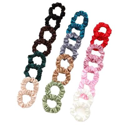 China Hair Scrunchy Wholesale Customized Korean Student Style Hair Scrunchies Pure Handmade Young Girls Accessories for sale