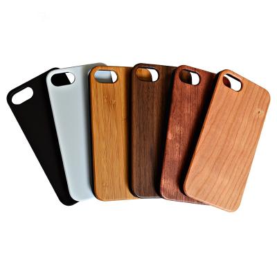 China OEM Good Quality Solid Wooden Phone Case Designer Carved Pattern Wooden Phone Case Hand Made Custom Bamboo Cover Anti-fall for sale