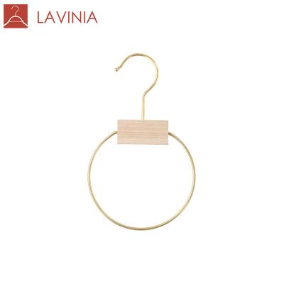 China Durable Gold Wooden Ring Hanger Sling for sale