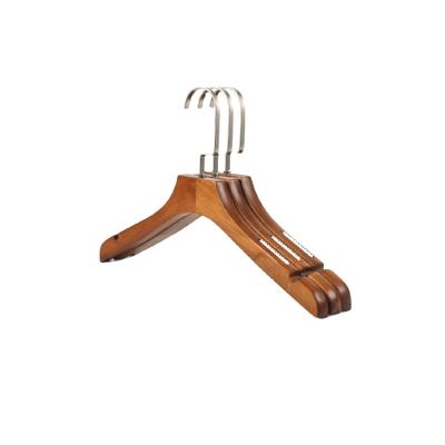 China Vintage Style Hangers Clothing Stores Anti-Slip Wooden Coat Hanger For Hotel Clothes for sale