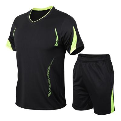 China Anti-Wrinkle List New Quick Dry Breathable Polyester Sports Training Shorts And Sports T-Shirt Set Gym Joggers For Men for sale