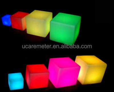 China Residential Decorative Indoor And Outdoor Rechargeable Waterproof Led Cube Light In 16 RGB Full Colors for sale