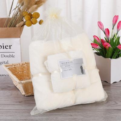 China Cheap Cheap Gift Microfiber Plush Bath Towel Set QUICK DRY Towel Set Gift Wrapping Set zu verkaufen