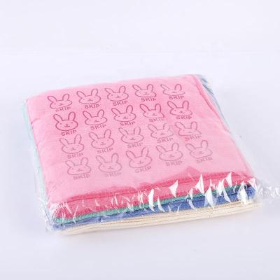 China Compressed Cartoon Customized Design Printed Baby Microfiber Face Towel zu verkaufen