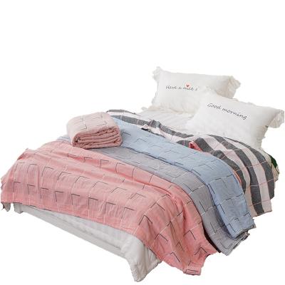 China Double Layer Anti-pilling Cotton Muslin 150x200cm Summer Blankets 100% Thin Blankets à venda