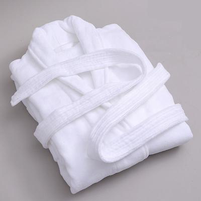 Cina Manufacturer Hotel Standard 100% Pure Cotton Cut Pile Velvet Five Star Hotel Bathrobes QUICK DRY in vendita