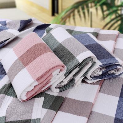 Cina Wholesale Size Heavy Thick Cotton Queen Anti-pilling Cloth Blanket Beach Towels And 100 Cotton Blankets in vendita