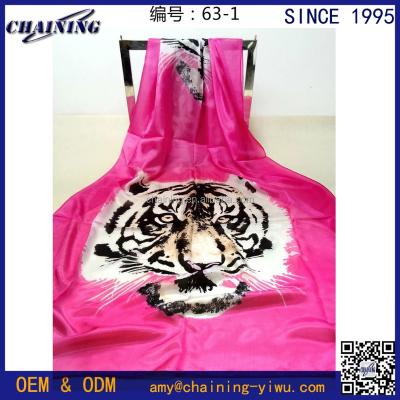 China Custom Printed 100% Tiger Print Extra Large Real Silk Women's Scarf Long Shawl for sale