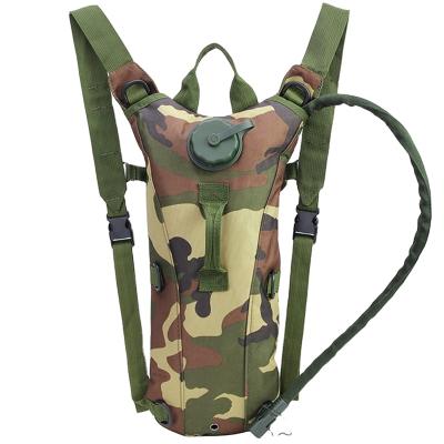 China Anti-theft Camouflage Water Bag Outdoor Backpack With About 3L Vest Hydration Capacity for sale