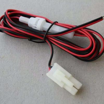 China Overhead 18AWG twins red /black color 300V 80C PVC with 2 pin connector 6x30mm fuse holder assembly cable for sale