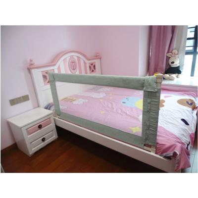 China Vertical lifting system save space design lifting children and easy to use various sizes vertical bed rails guard Easy Foldable bedrail for baby safety for sale