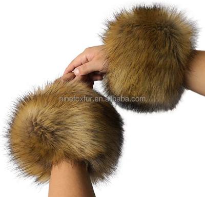 China Hot Sale Fashion Fur Strips Detachable Fur Collar Fur Cuffs for sale