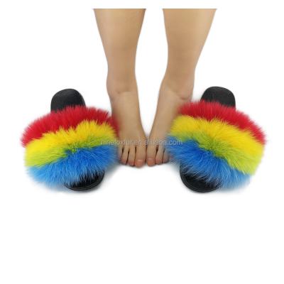 China Fashion Trend Wholesale Furry Brand Fur Real Slips Fur Bedroom Slipper With Logo Fox Raccoon Fur Sandals For Women Ladies for sale