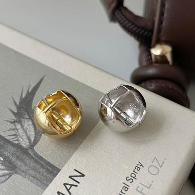 China Retro Hyperbola Style Jewelry French Chunky Sterling Silver 925 Sterling Silver Ball Shape Hollow Clip On Pearl Earrings for sale