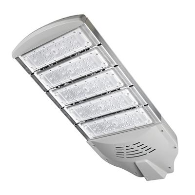 China High lumen100W/150W/200W Warehouse Quality Shoe Box Street Light With IP 66 Light Senor For Roadway for sale