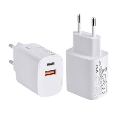 China Mobile Phone OEM Factory Power 2A USB Fast Charging Adapter Plug Multi-port PD Charger for sale