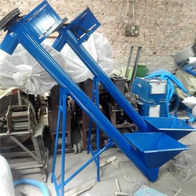 China Large Capacity Heat Resistant Helical Blade Inclined Screw Conveyor With Hopper for sale